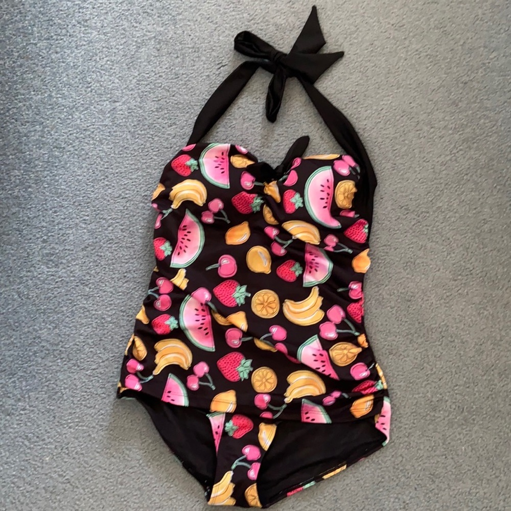 Hell Bunny Fruit Halter Swimsuit 🍌 🍓 🍒